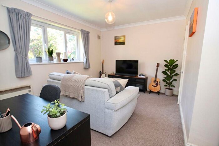 1 Bedroom Flat To Rent In Welbeck Avenue, Southampton, SO17