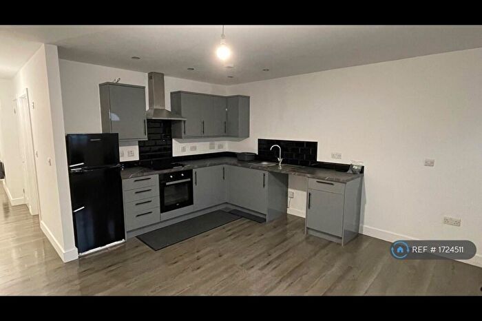 1 Bedroom Flat To Rent In Reading Road South, Fleet, GU52