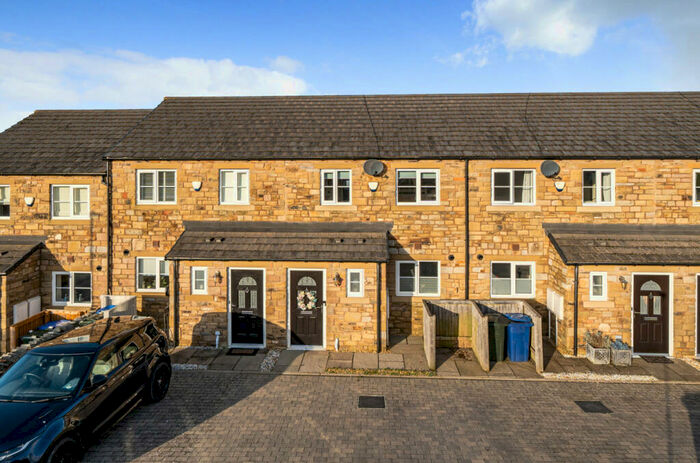 2 Bedroom Terraced House For Sale In Spencer Close, Skipton, BD23