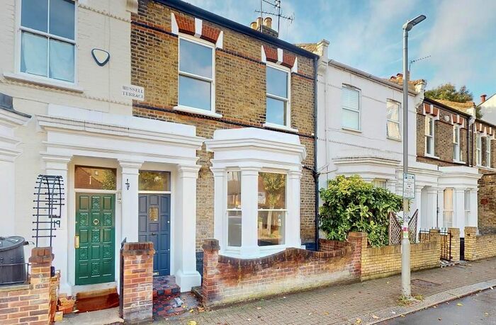 3 Bedroom Property To Rent In Felsham Road, London, SW15