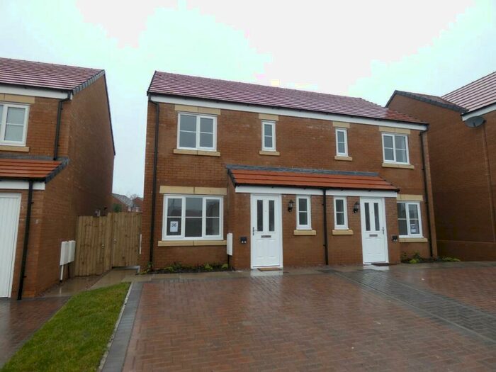 3 Bedroom Semi-Detached House To Rent In Edderside Drive, Carlisle, CA3