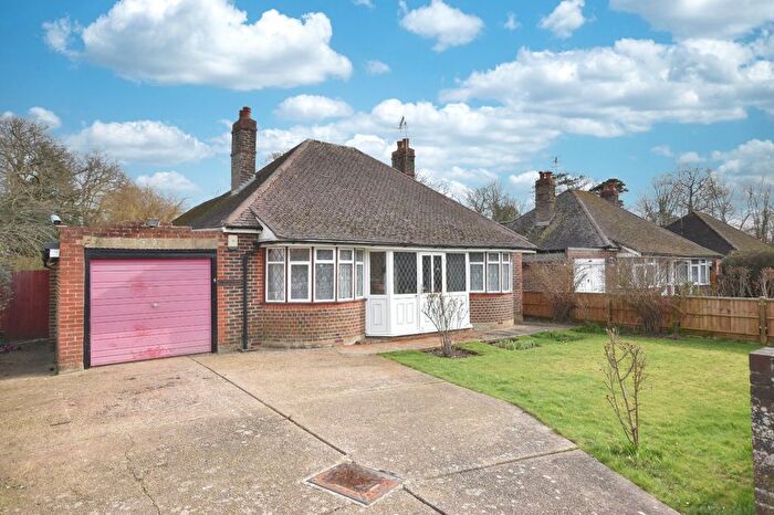 3 Bedroom Bungalow For Sale In Smallfield, Surrey, RH6