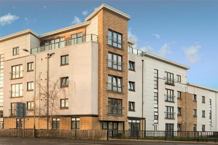 3 Bedroom Flat To Rent In Vasart Court, Perth, Perth And Kinross, PH1