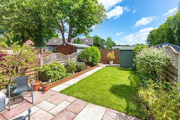3 Bedroom Terraced House For Sale In Beaumont Park, Lancaster, LA1