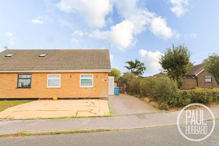 2 Bedroom Semi Detached Bungalow For Sale In Wheatacre Drive, Corton, NR32