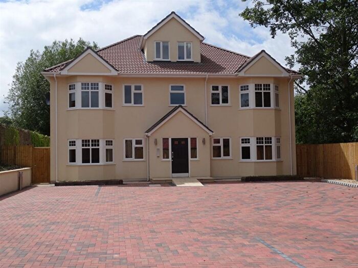 1 Bedroom Flat To Rent In Tower Road South, Warmley, Bristol, BS30