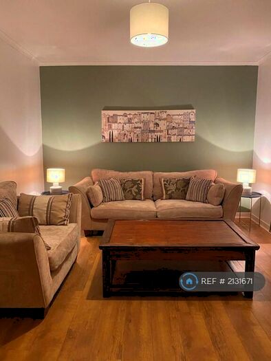 2 Bedroom Flat To Rent In Salisbury Court, Aberdeen, AB10