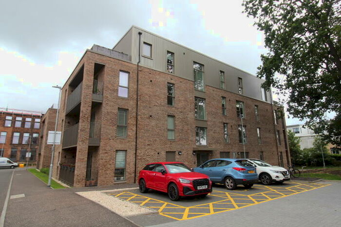 1 Bedroom Flat To Rent In Training Place /, Jordanhill, G13