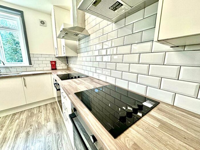 7 Bedroom Terraced House To Rent In Bedroom Student Home - Whitstable Road, CT2