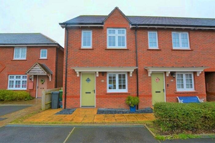 2 Bedroom End Of Terrace House To Rent In Purton Close, Hardwicke, Gloucester, Gloucestershire, GL2