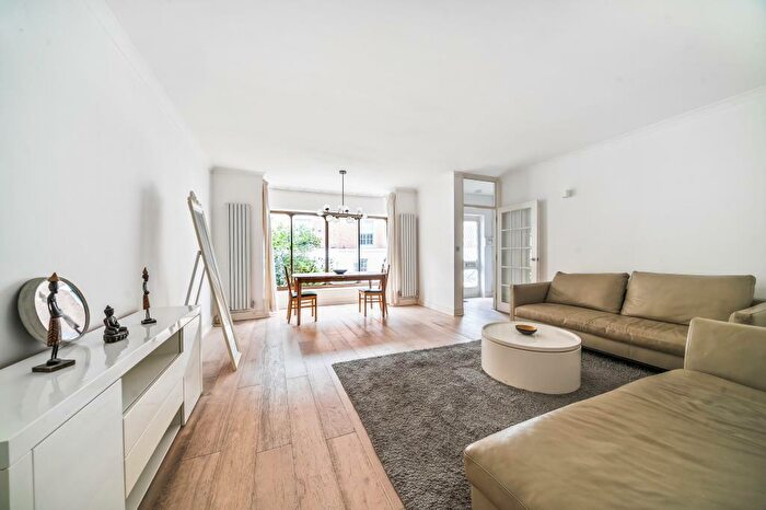 3 Bedroom Apartment To Rent In Linhope Street, London, NW1