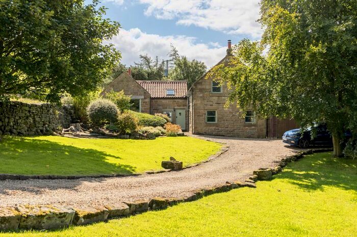 4 Bedroom Detached House For Sale In Glaisdale, Whitby, YO21