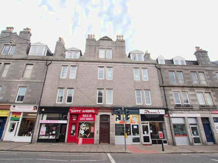 2 Bedroom Flat To Rent In King Street, Top Left, AB24