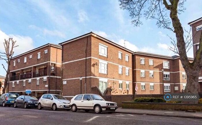 3 Bedroom Flat To Rent In Hungerford Road, London, N7