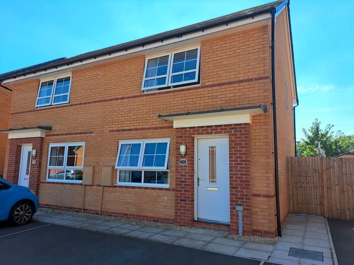 2 Bedroom House To Rent In James Prosser Way, Llantarnam, Cwmbran, NP44