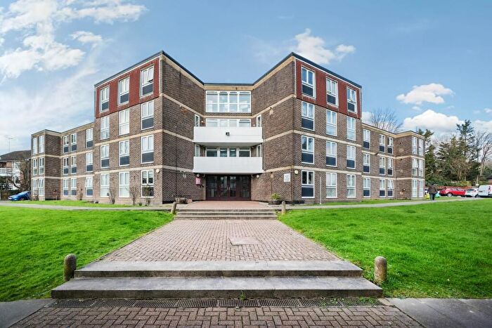 3 Bedroom Flat To Rent In Rusper Close, Stanmore, HA7