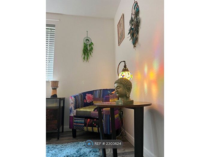 Studio To Rent In Reedmace Close, Waterlooville, PO7