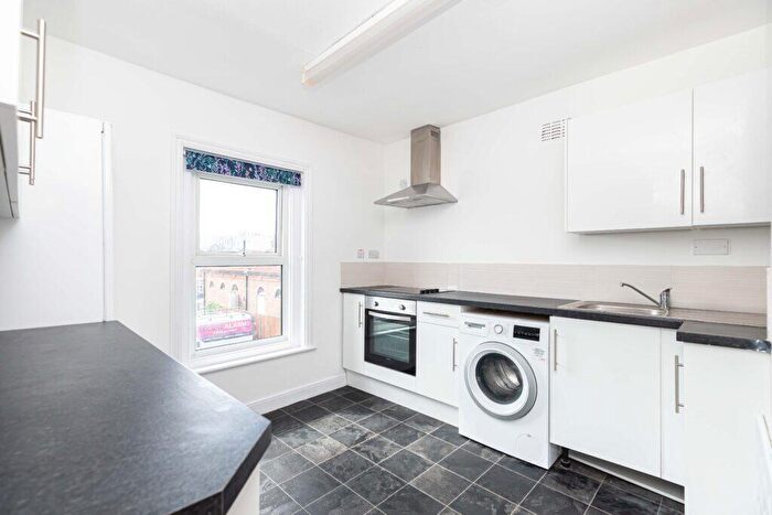 1 Bedroom Apartment To Rent In Bournemouth Road, Lower Parkstone, Poole, BH14