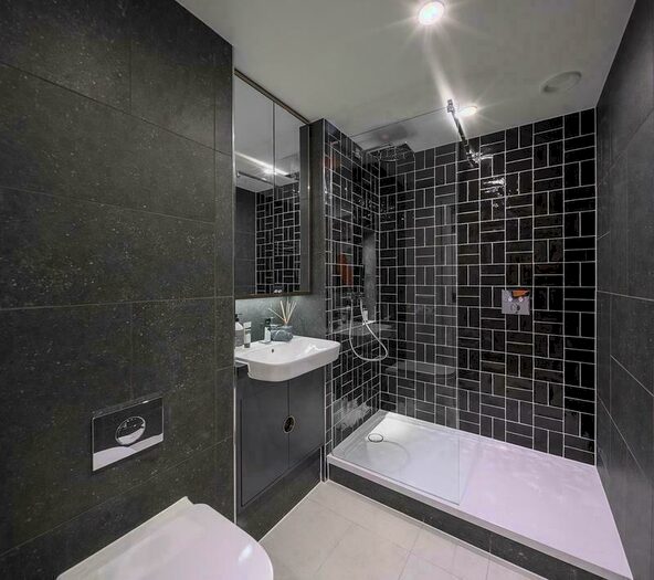 1 Bedroom Apartment For Sale In Sales And Marketing Suite Address: Imperial Building, No. Duke Of Wellington Avenue, London, Royal Arsenal Riverside, SE18