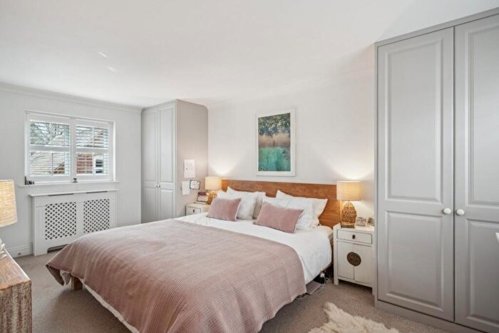 5 Bedroom Detached House For Sale In Clappins Lane, Naphill, HP14