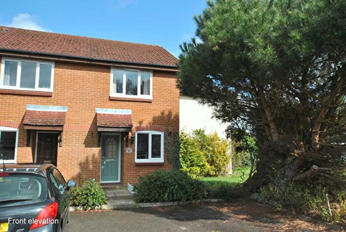 2 Bedroom Terraced House For Sale In Wordsworth Mead, Redhill, RH1