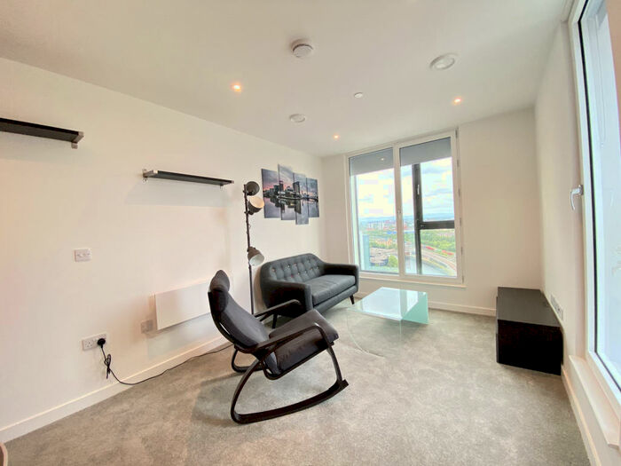 2 Bedroom Flat To Rent In Old Trafford Wharf, Wharf End, Manchester, M17