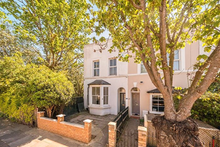 3 Bedroom Property For Sale In Richmond Park Road, Kingston Upon Thames, KT2
