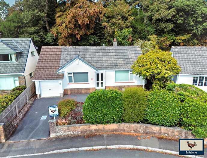 3 Bedroom Detached Bungalow For Sale In Priory Close, Tavistock, PL19