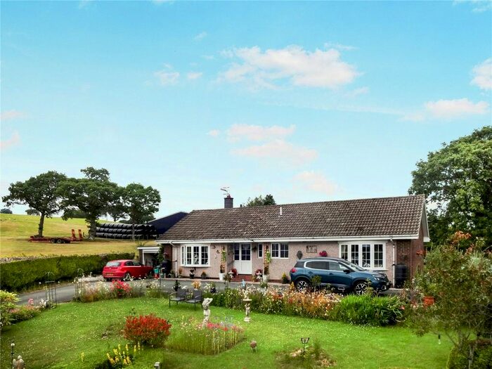 3 Bedroom Bungalow For Sale In Carno, Caersws, Powys, SY17
