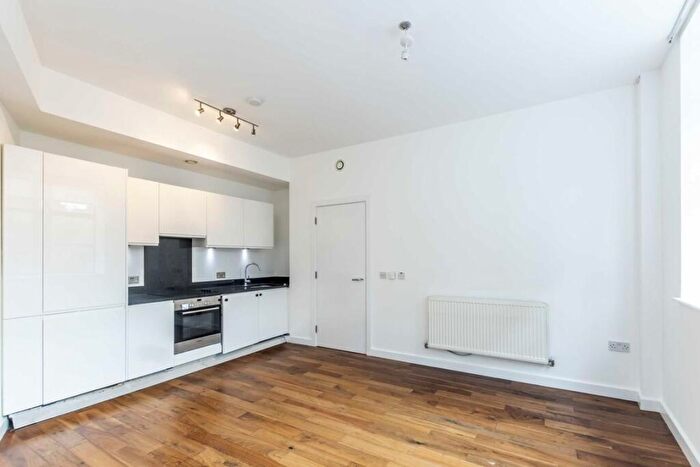 1 Bedroom Flat To Rent In Elmore Street, Elmore Street, N1