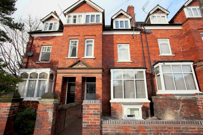 1 Bedroom Flat To Rent In Flat, Grosvenor Road, Newcastle-under-Lyme, Staffordshire, ST5