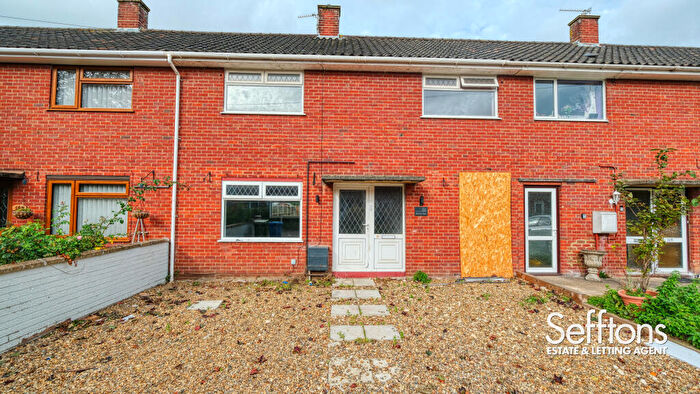 3 Bedroom Terraced House For Sale In Barclay Road, Norwich, Norfolk, NR7