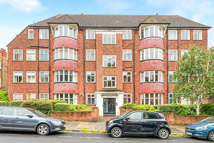 1 Bedroom Apartment For Sale In Mount View Road, Granville Court Mount View Road, N4