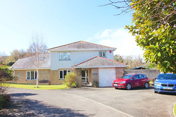 5 Bedroom Detached House For Sale In St Mawgan, St Mawgan, TR8