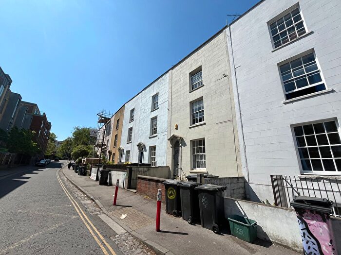2 Bedroom Maisonette To Rent In Bath Buildings, Bristol, BS6