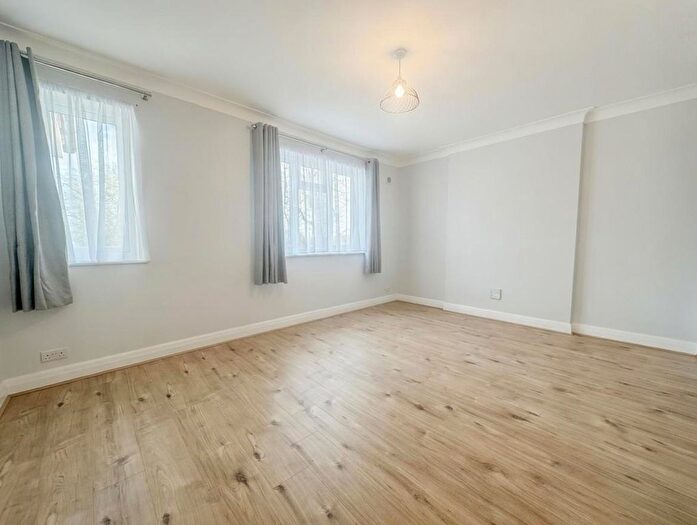 2 Bedroom Maisonette To Rent In Harrow Road, Wembley, HA0