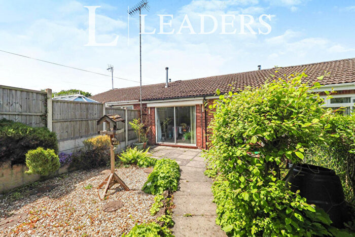 2 Bedroom Bungalow To Rent In Calverton Road, NG5