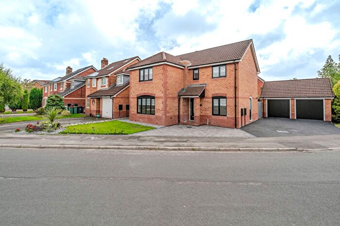 4 Bedroom Detached House For Sale In The Chase, Cottam, PR4