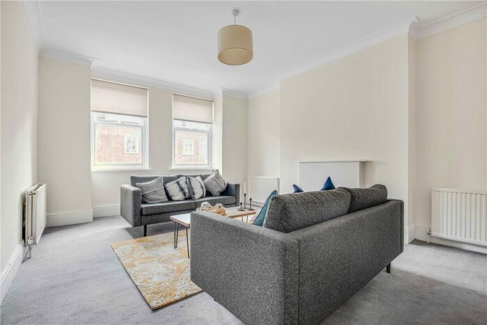 2 Bedroom Flat To Rent In Marylebone High Street, Marylebone, London, W1U