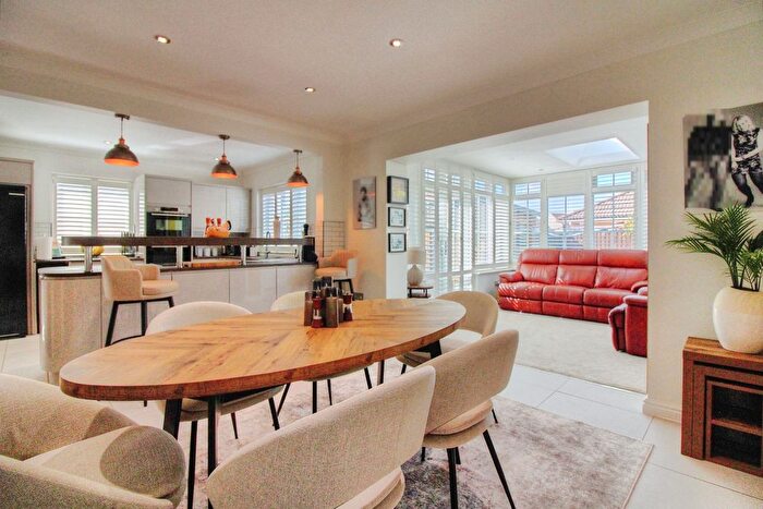 3 Bedroom Detached House For Sale In Bristol Road, Winscombe, BS25