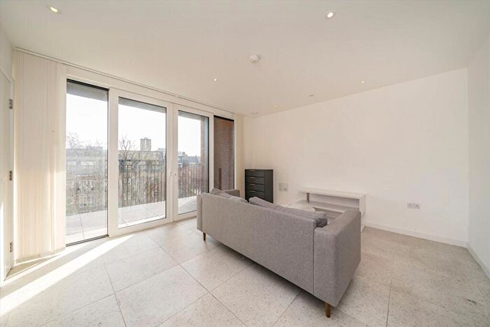 2 Bedroom Flat For Sale In Sidney Street, Canary Wharf, E1
