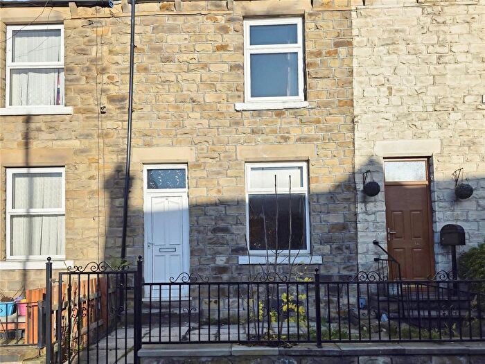 2 Bedroom Terraced House To Rent In Lees Hall Road, Dewsbury, West Yorkshire, WF12