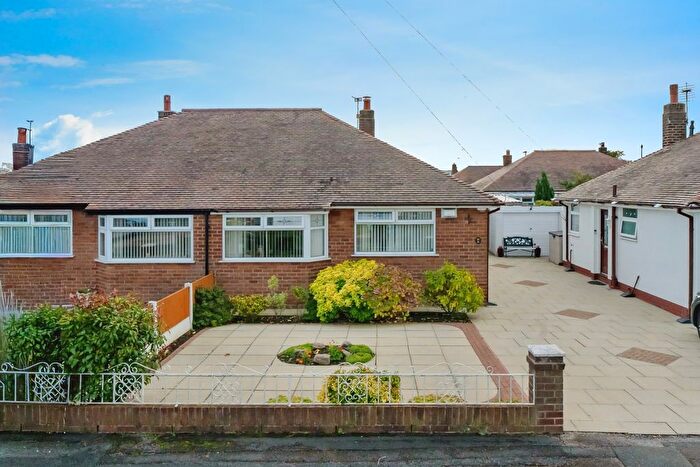 2 Bedroom Bungalow For Sale In Cedar Grove, Paddington, Warrington, Cheshire, WA1