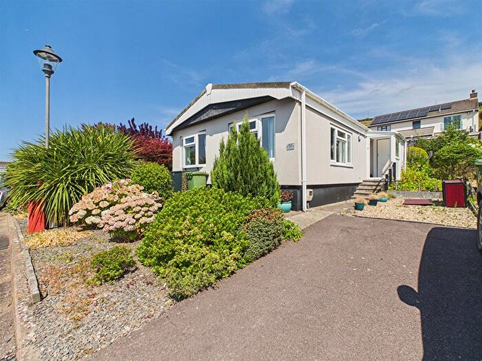 2 Bedroom Park Home For Sale In Dune View Mobile Home Park, Braunton, EX33
