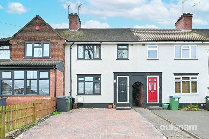 3 Bedroom Terraced House For Sale In Thimblemill Road, Smethwick, West Midlands, B67