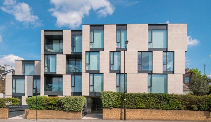 2 Bedroom Flat To Rent In Oval Road, Camden, London, NW1