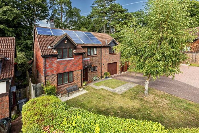 5 Bedroom Detached House For Sale In Sunninghill, Berks, SL5