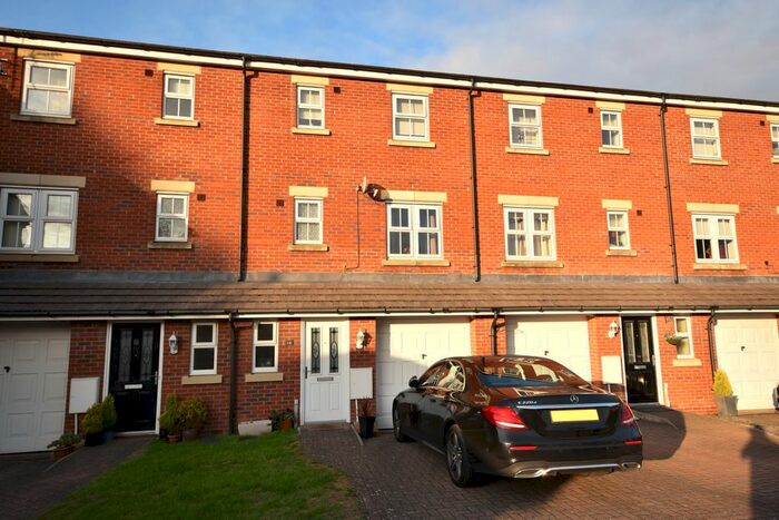 4 Bedroom Town House To Rent In Jubilee Close, Spennymoor DL16
