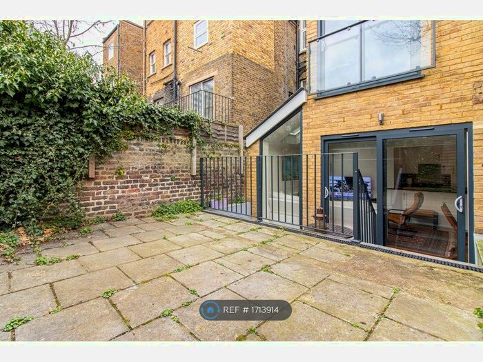 2 Bedroom Flat To Rent In Ongar Road, London, SW6