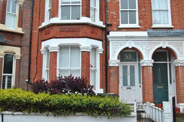 1 Bedroom Flat To Rent In Kestral Avenue, London, SE24